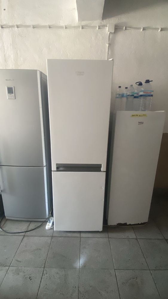 Frigorifico hotpoint combinado branco