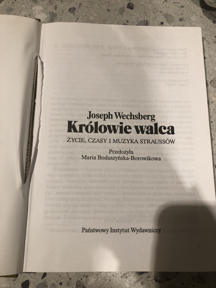 „Królowie walca, życie czasy i muzyka Staussów” Joseph Wechsberg