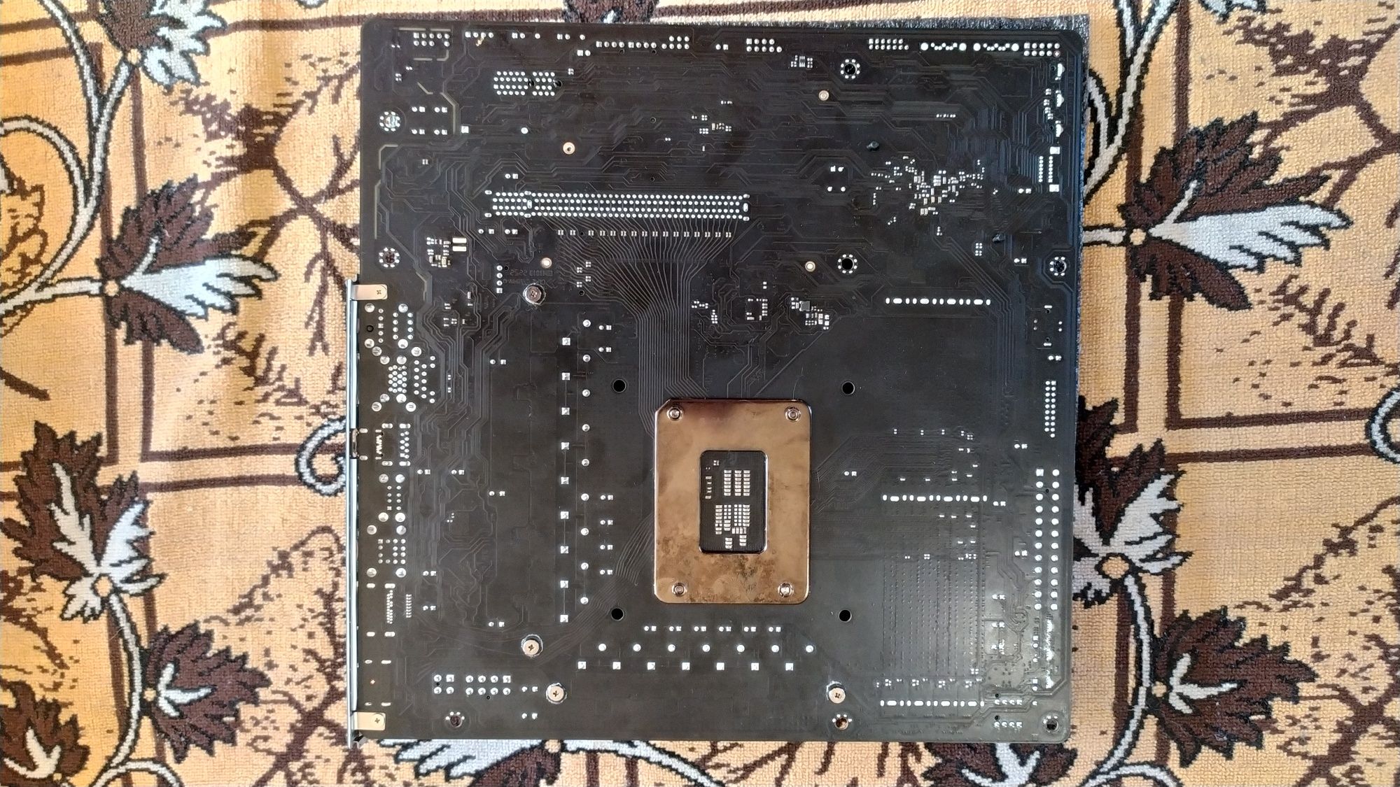 Материнська плата ASRock B760M DDR5