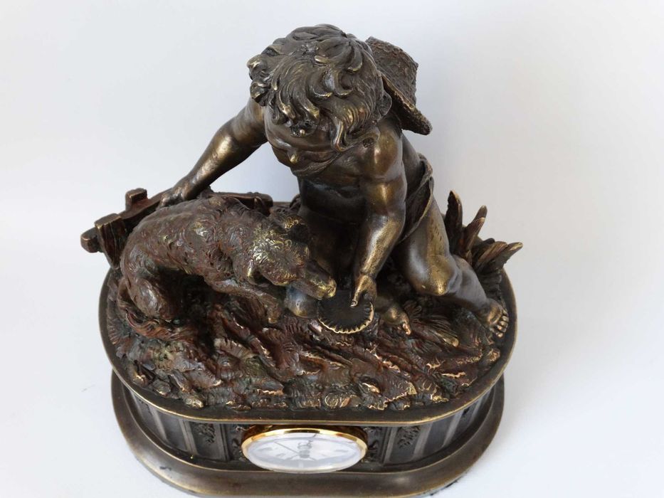 32 см/Камінний годинник з фігурною композицією" Хлопчик із собакою"