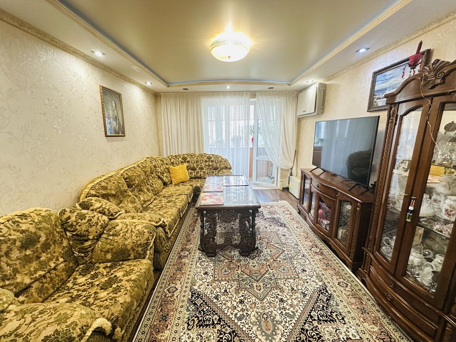 5 Черемушки/Бреуса,уютная квартира 89м с ремонт,кухня 14м,все остается
