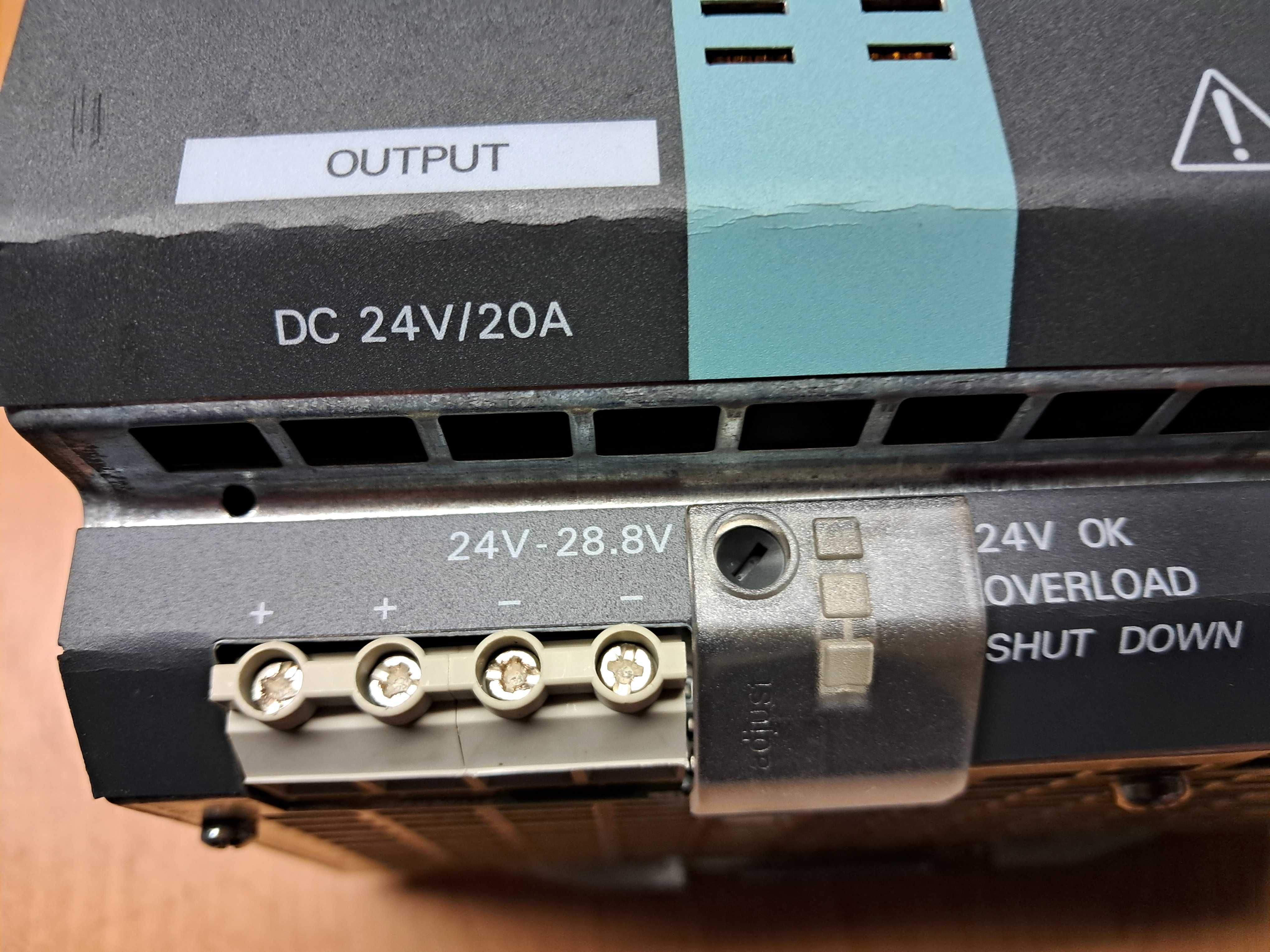 zasilacz  sieciowy  firmy  Siemens   typ SITOP