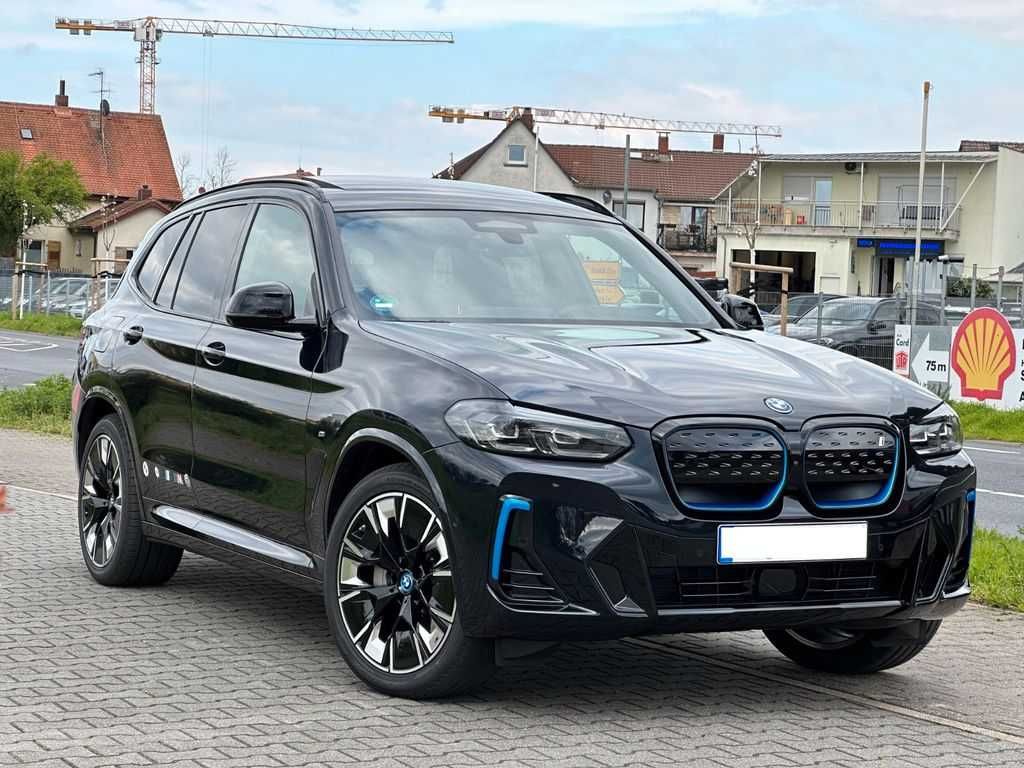 Бампер передній BMW IX3 G08 разборка БМВ ІХ3 Г08 запчастини