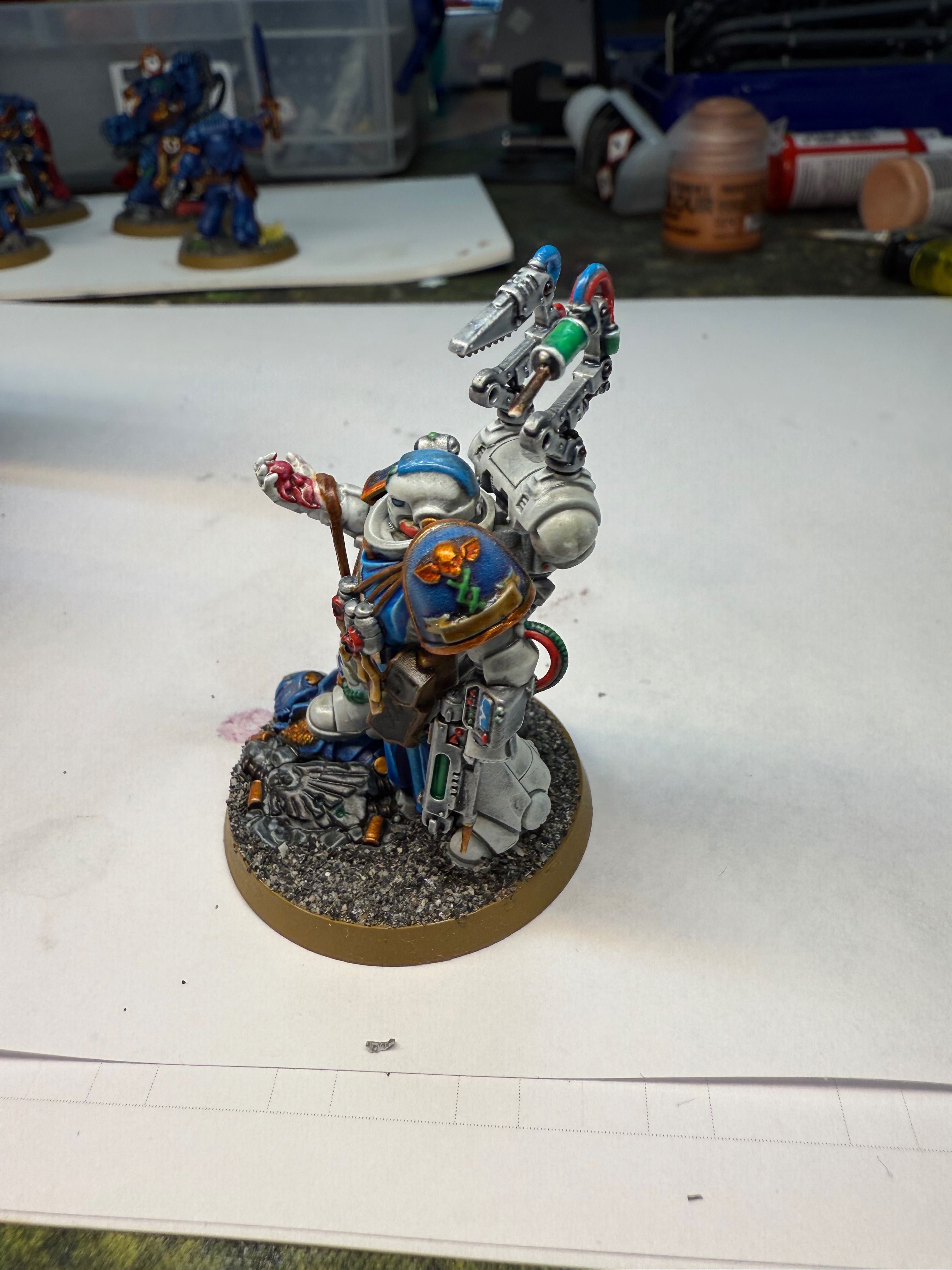 Space Marines Primaris Apothecary Warhammer 40k
