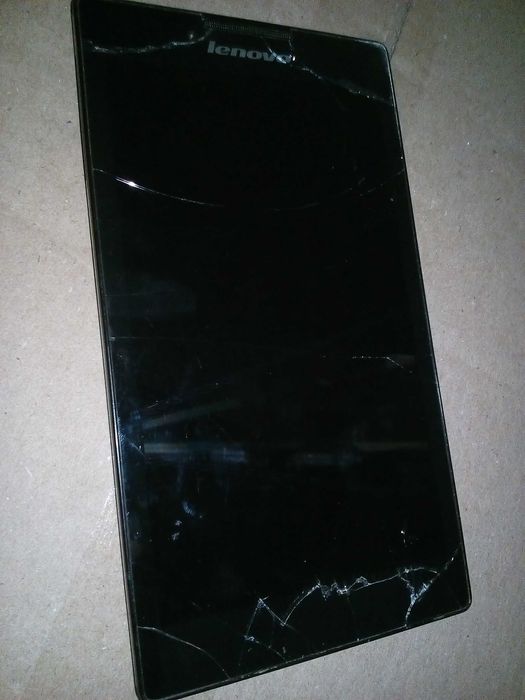 планшет Lenovo TAB 2 P070ACB-DB1 (разбитый экран)