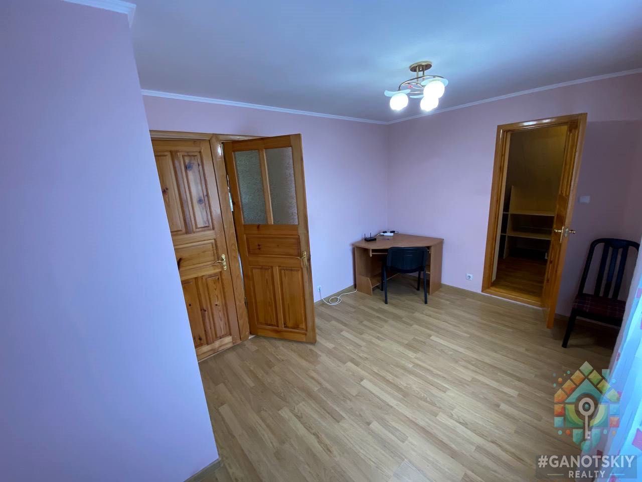 Продаж будинку біля пляжу с.Олександрівка  Дніпров. Обл.