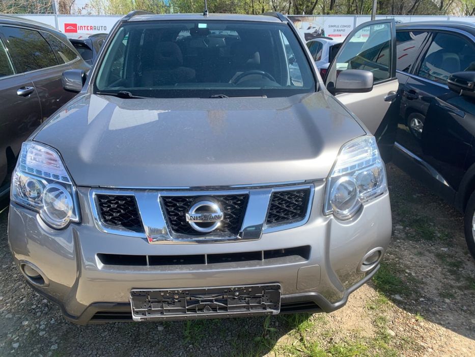 Nissan X-Trail SE 4X4 2.0 дизель