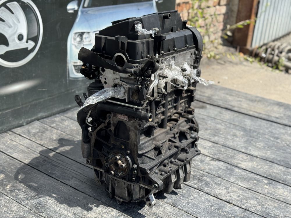 Двигатель Skoda Octavia A5  2.0tdi bmm мотор golf 5 touran двигун