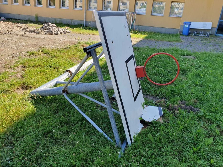 profesjonalne stelaże do kosza z regulacją wysokości 2 szt. z Orlika