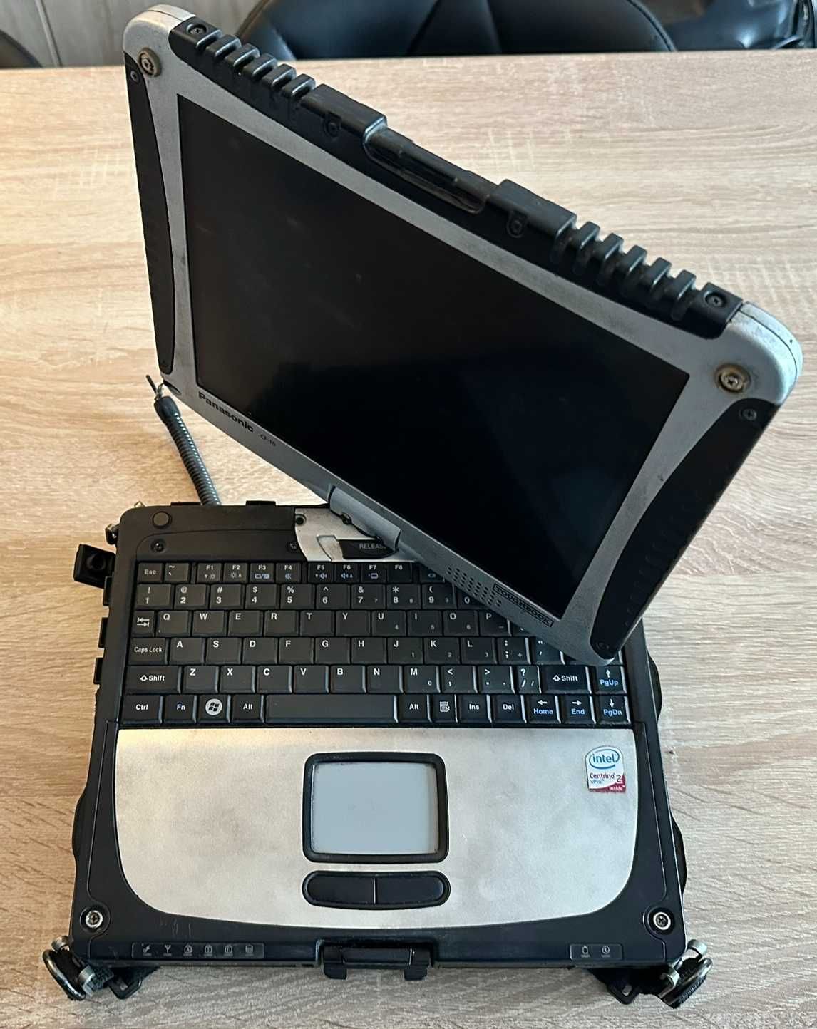 Panasonic Toughbook CF-19 WIN7 3GB RAM Intel Core 2 DUO dotyk RS232