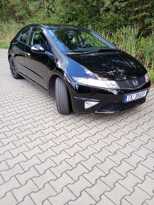 Honda Civic VIII UFO 1.8 140KM