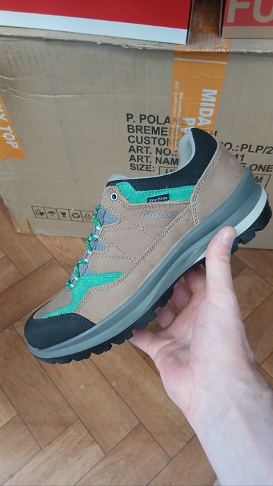 Жіночі кросівки напівчеревики grisport 14103n58tn vibram.