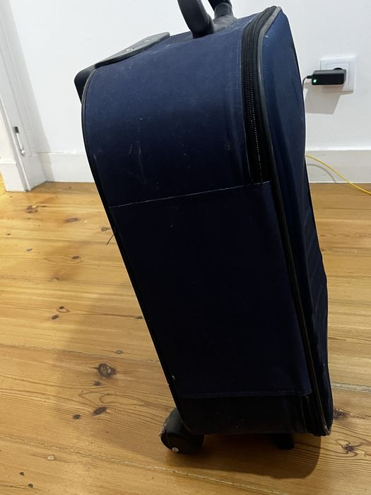 Mala de viagem pequena