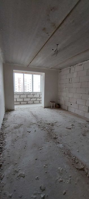 Хороша 1 кімнатна в зданій новобудові! ЖК Приозерний!