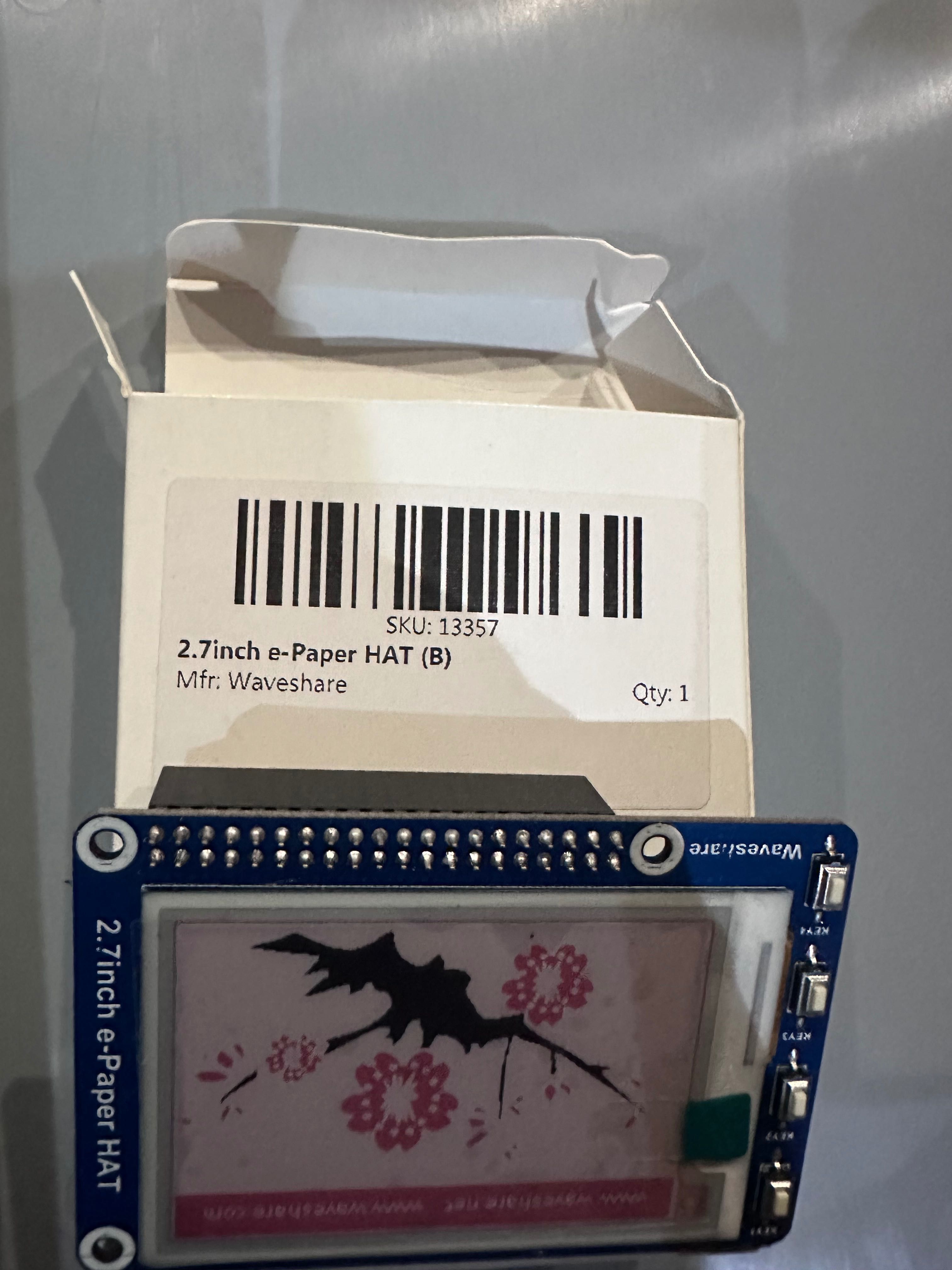 Display.       2.7 inch