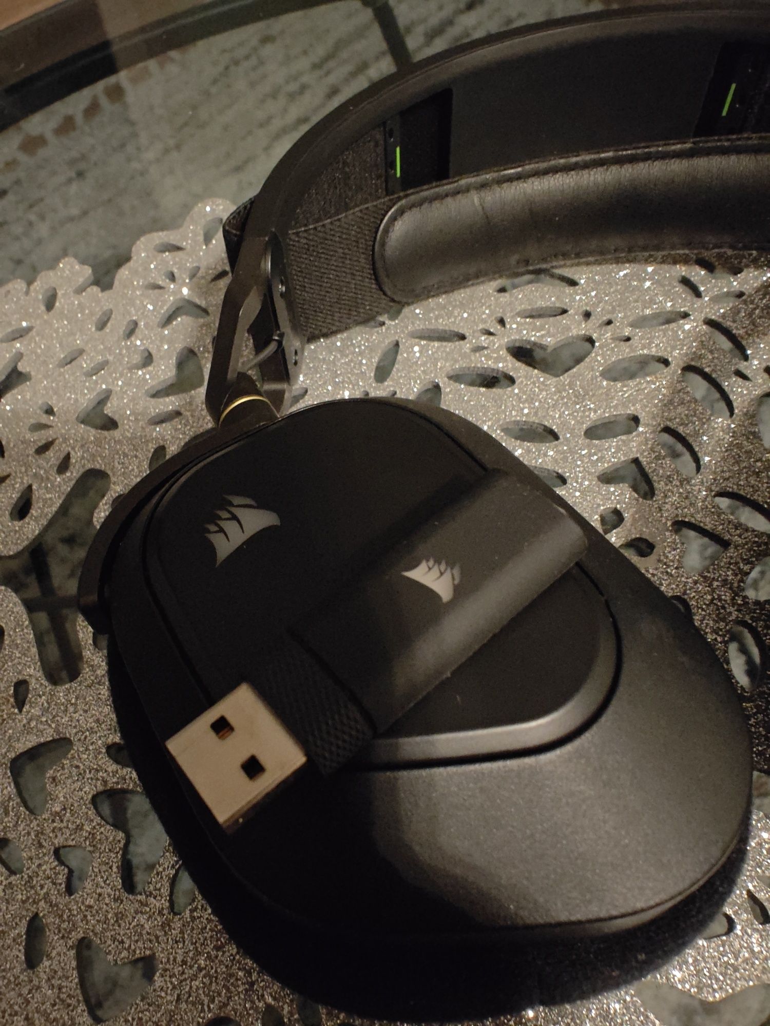 Corsair hs80 RGB wireless