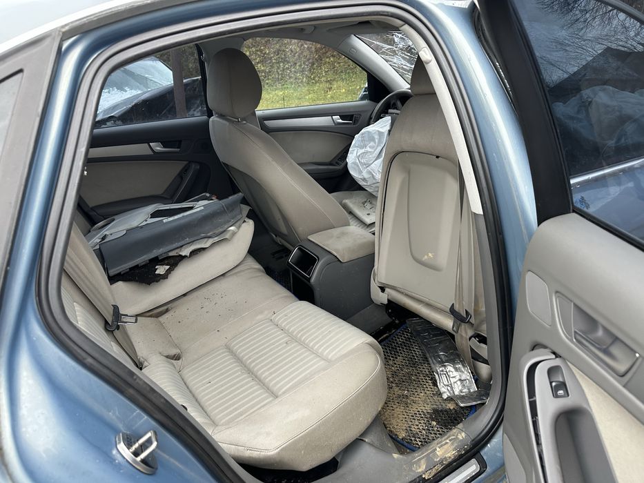 Ауді а4 2008 2.7 диз автомат можливо по запчастинам