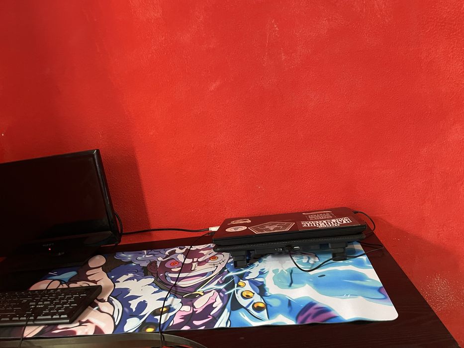 Vendo tapete pra mouse e teclado de one piece