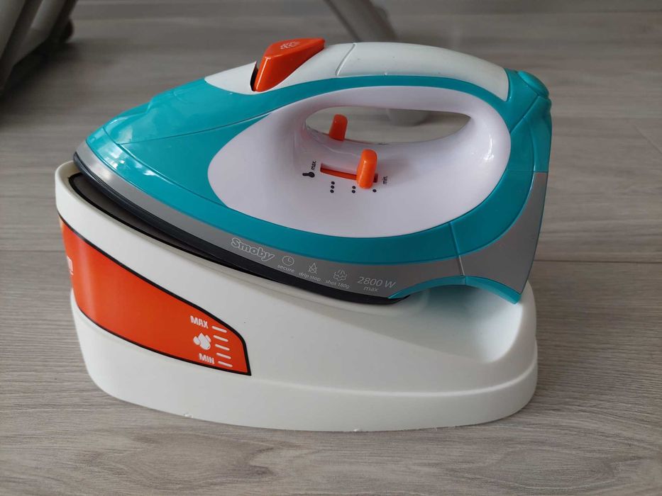 Smoby Agd Deska z stacją parową + akcesoria