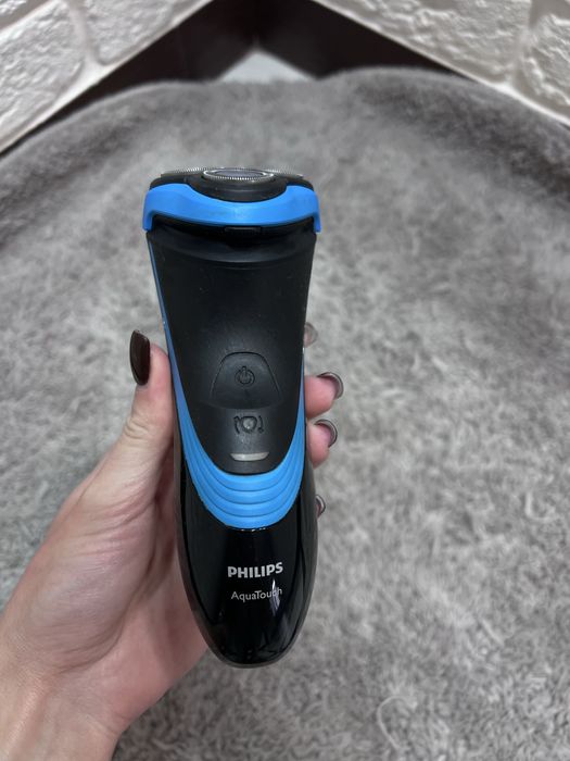 Электробритва для сухого и влажного бритья