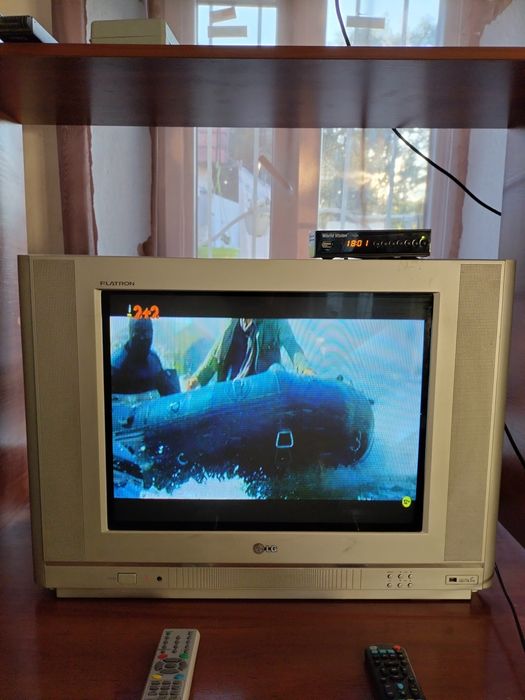 Телевізор Lg б/у.