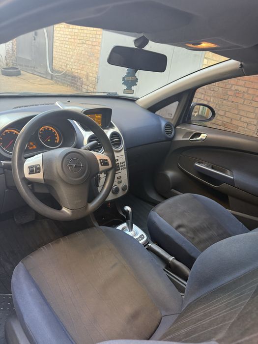 Опель корса автомат