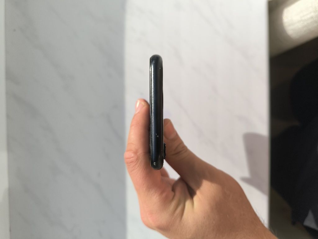 Телефон iphone xr 128