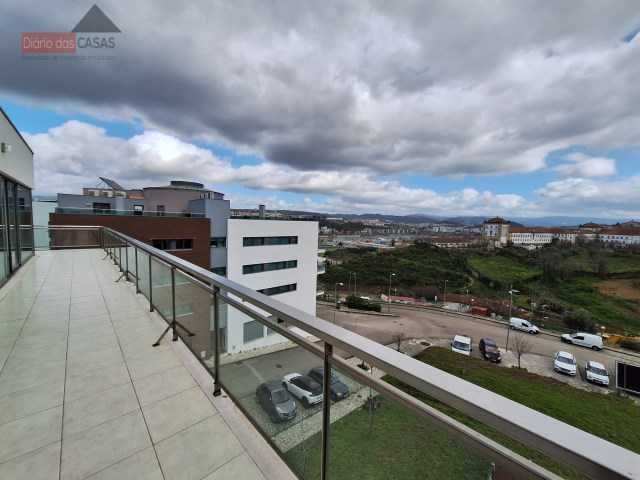 Arrenda-se excelente apartamento T4, Coimbra, junto ao Fórum