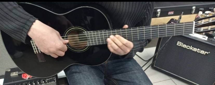 Гитара Yamaha C40