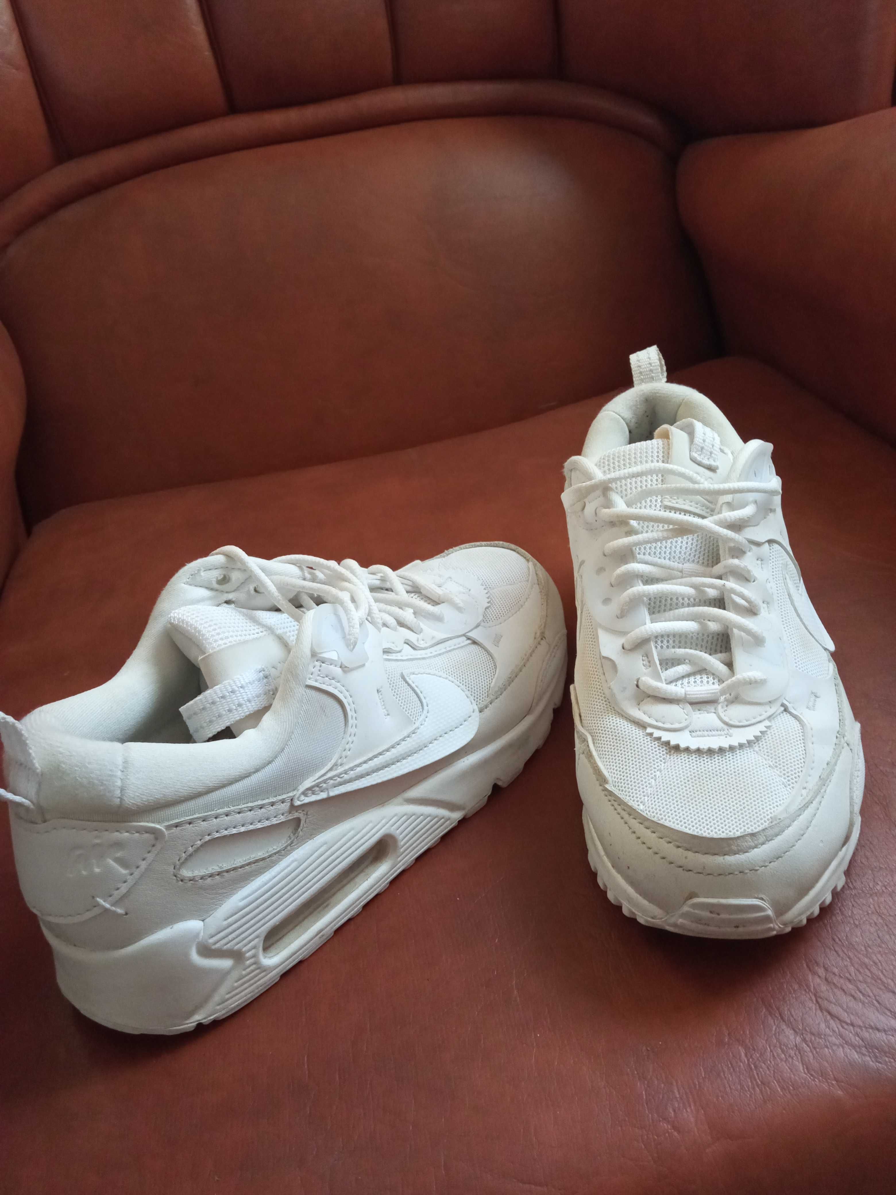 Nike originais AIRMAX 38 MULHER c/novas