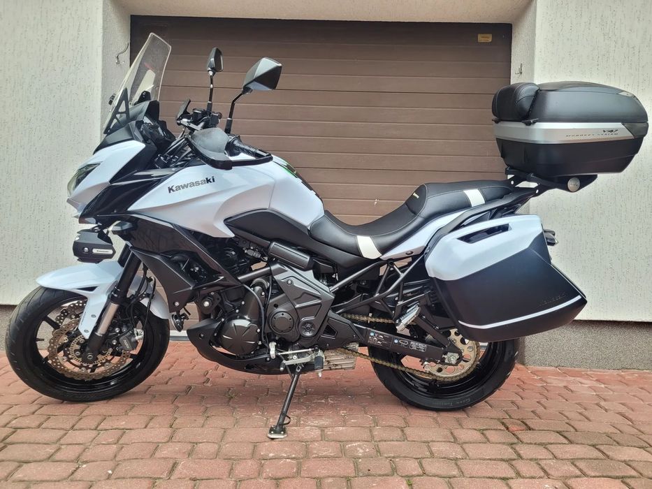 Kawasaki Versys 650 Kawasaki Versys 650 – 2015 | 16 600 km | ABS | 3 walizki