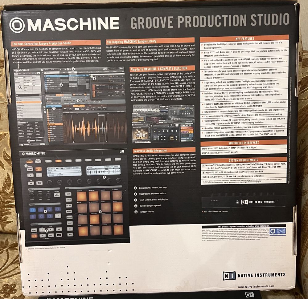 Dj Контролер Maschine (native instruments)