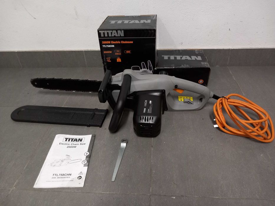 Piła elektryczna do drewna Titan 2000 Wat jak nowa !!