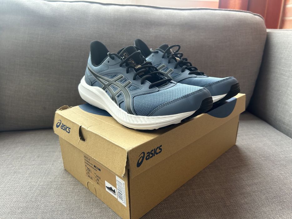 Чоловічі кросівки Asics