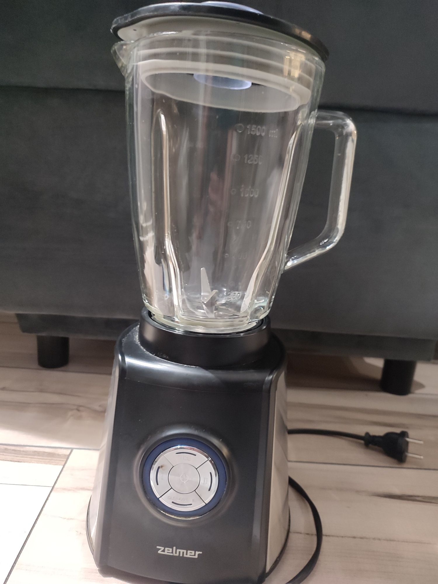 Blender kielichowy Zelmer