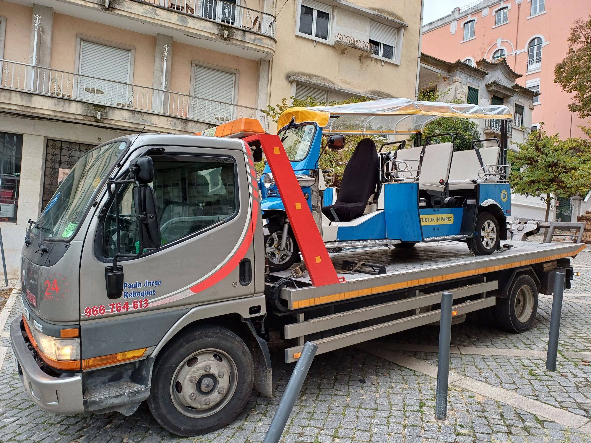 Transporte carros serviços pronto socorro