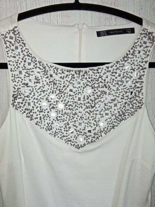 Biała sukienka ZARA mini ze zdobieniem