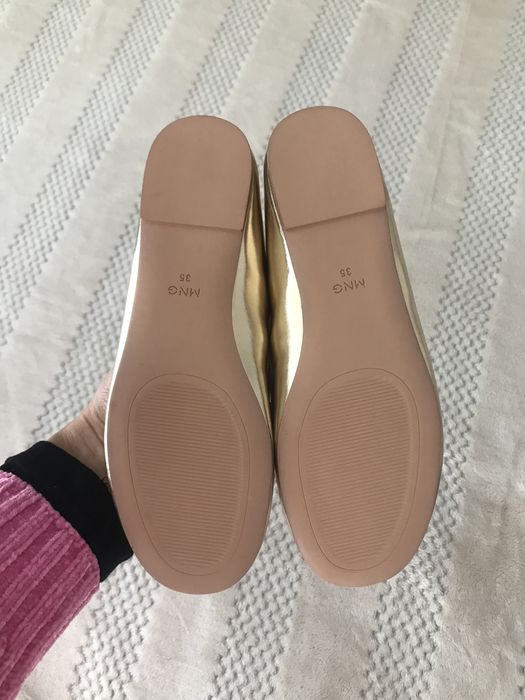 Sapatos 35 novos com etiqueta