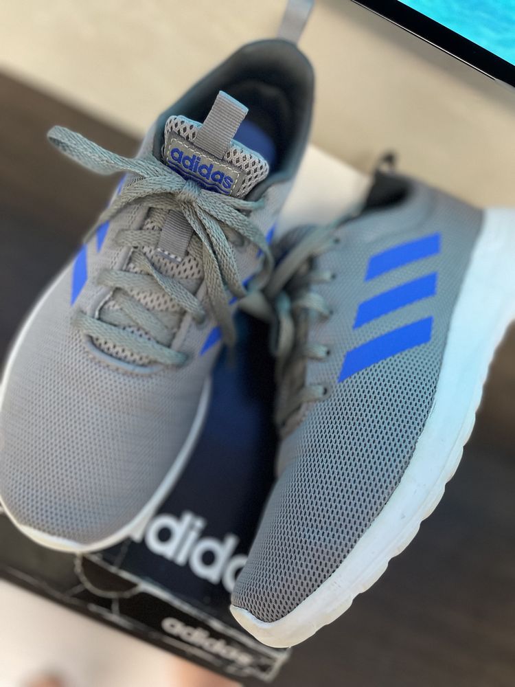 Кросовки Adidas розмір 38