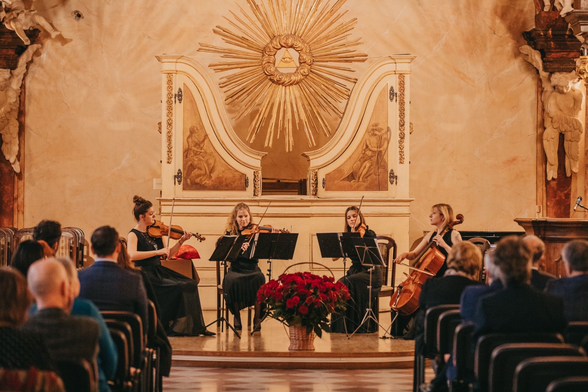 Oprawa muzyczna ślubu, pogrzebu, koncert, bankiet - skrzypce-Wrocław