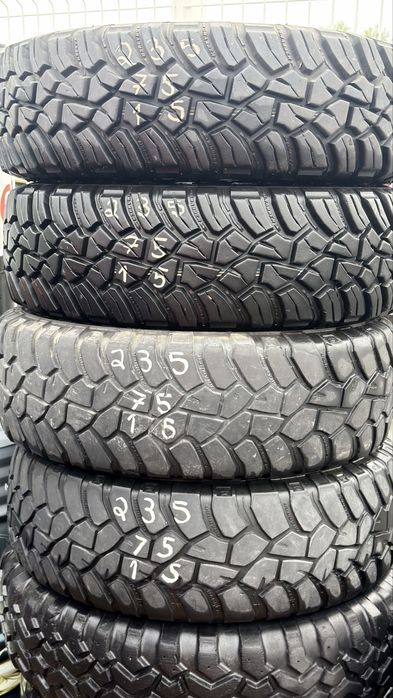 Pneus 235/75R15