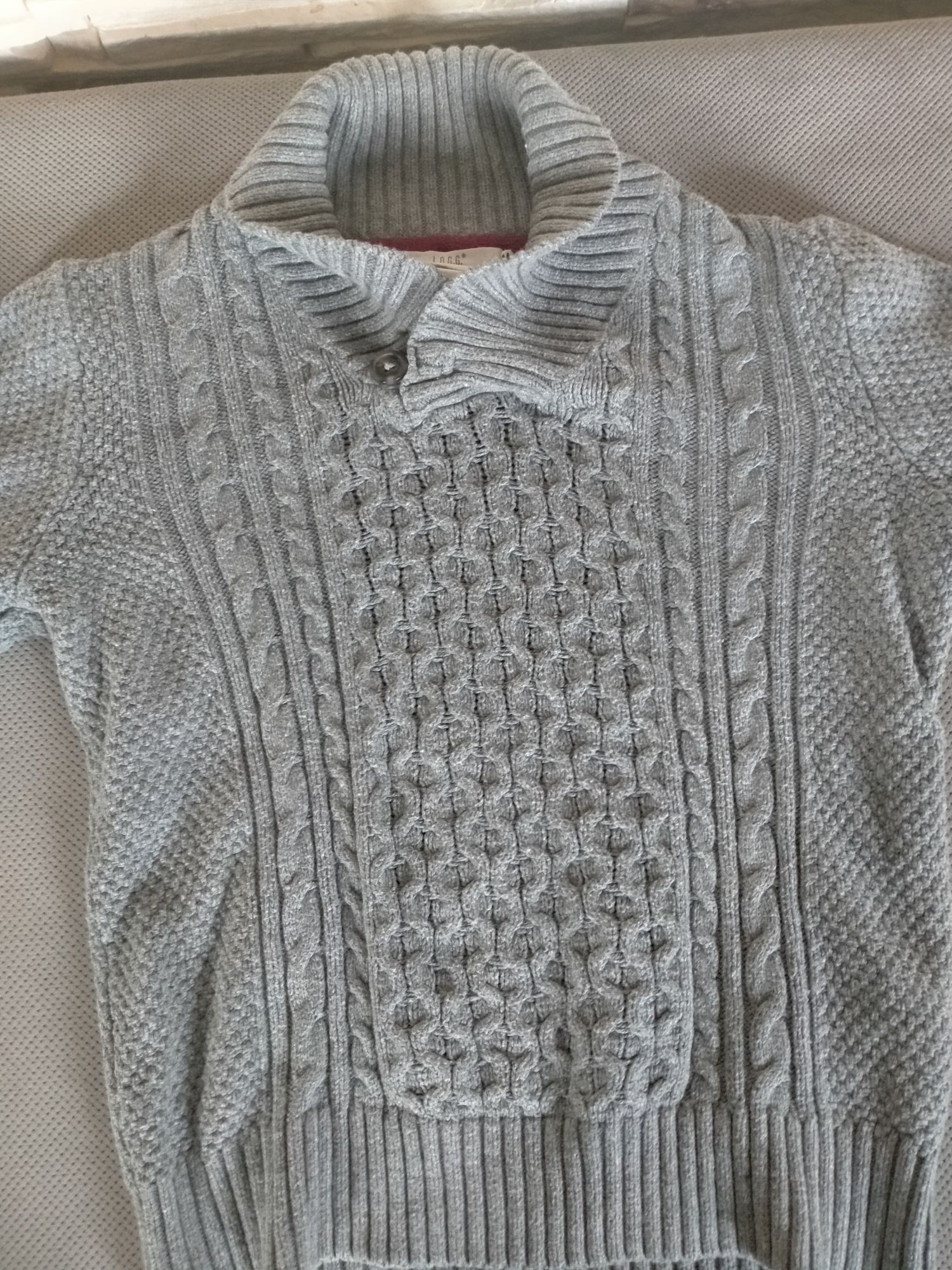 Elegancki sweter dla chłopca H &M rozm 122/128