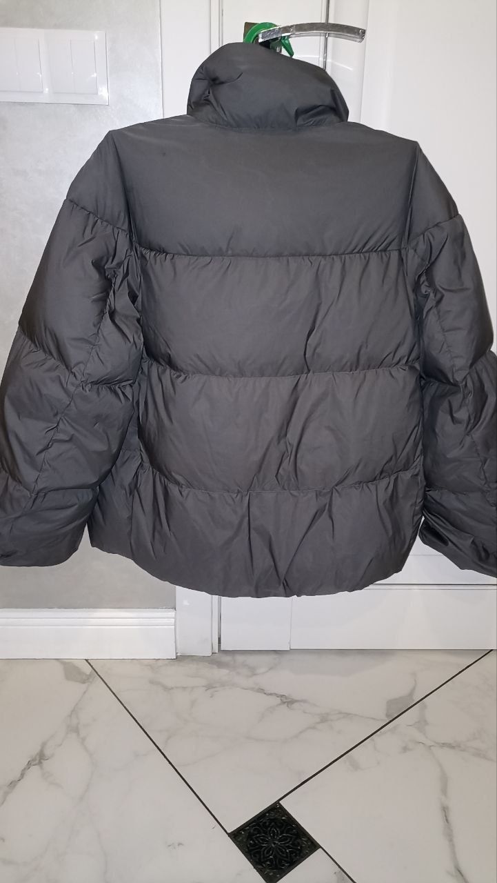 Uniqlo пуховик S,М.