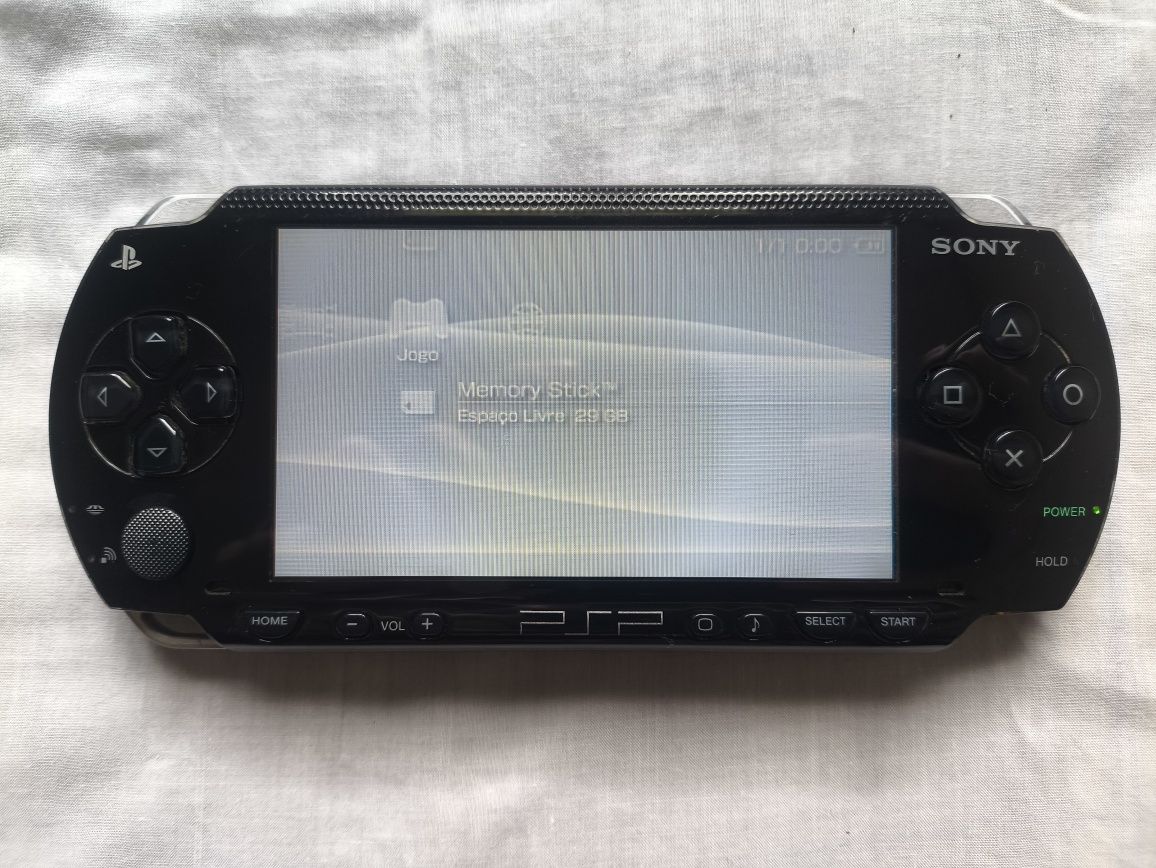 PlayStation Portable 1000 (PSP)