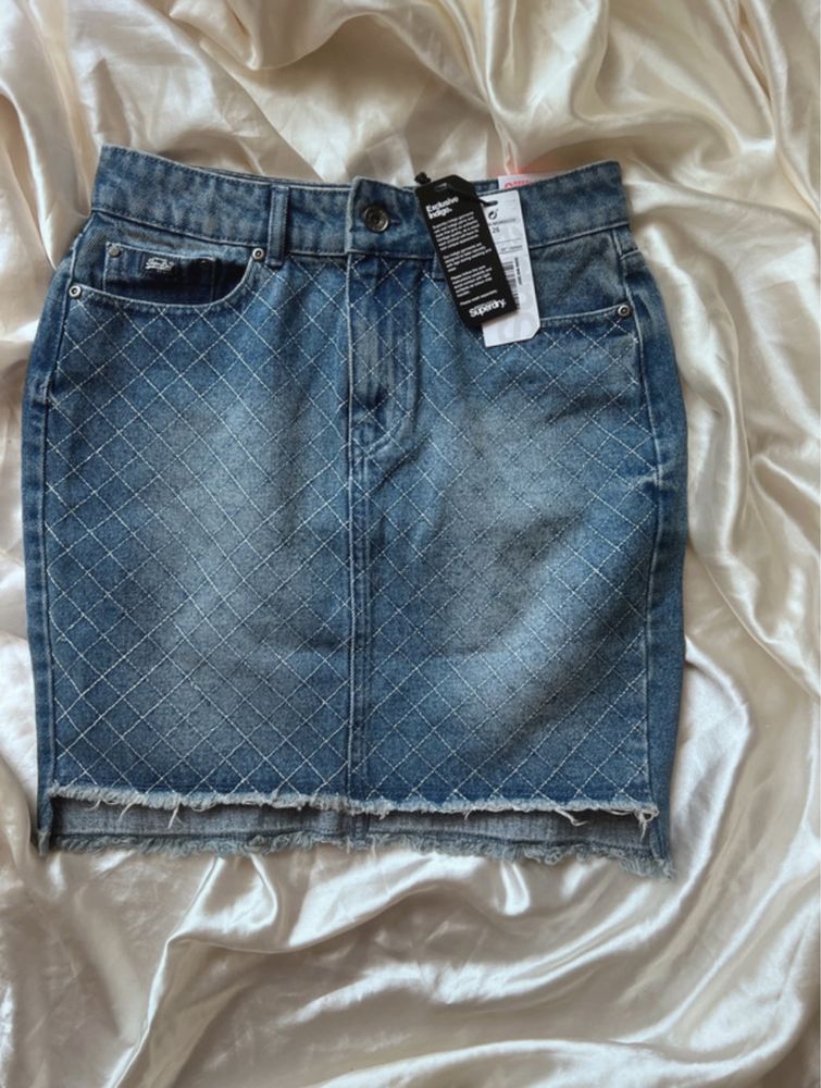 Superdry  spôdnica  jeansowa nowa roz.38