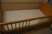 drewniane łóżeczko z materacem / dziecięce 70x140 cm
