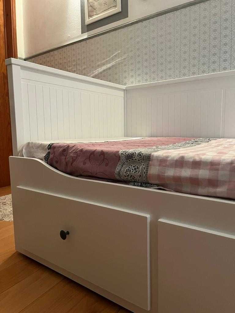 Cama hemnes como nova