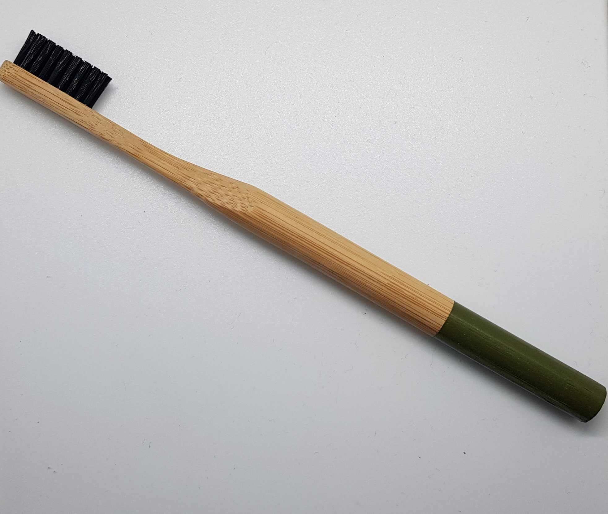 Bambusowe okrągłe miękkie szczoteczki do zębów EKO różne kolory