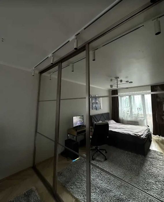 + 2-кімнатна квартира на Північному з якісним ремонтом та меблями!