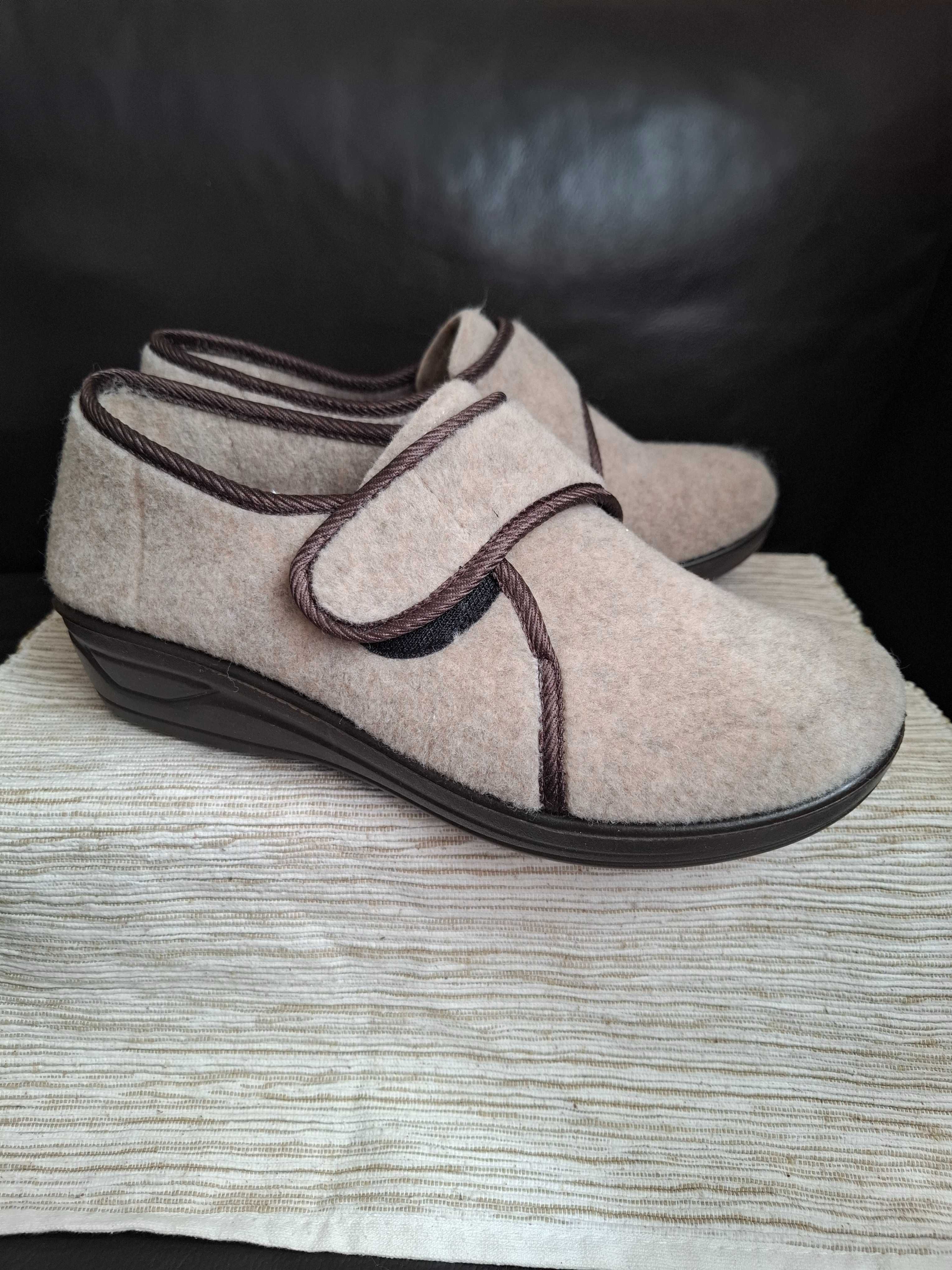Buty beżowe na rzepy filcowe nowe UP2 fashion made in germany rozm. 39